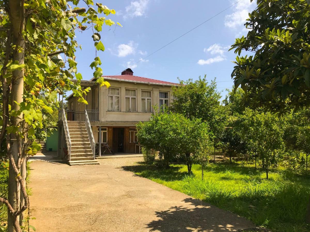 Hotel Dea Sugdidi Exterior foto